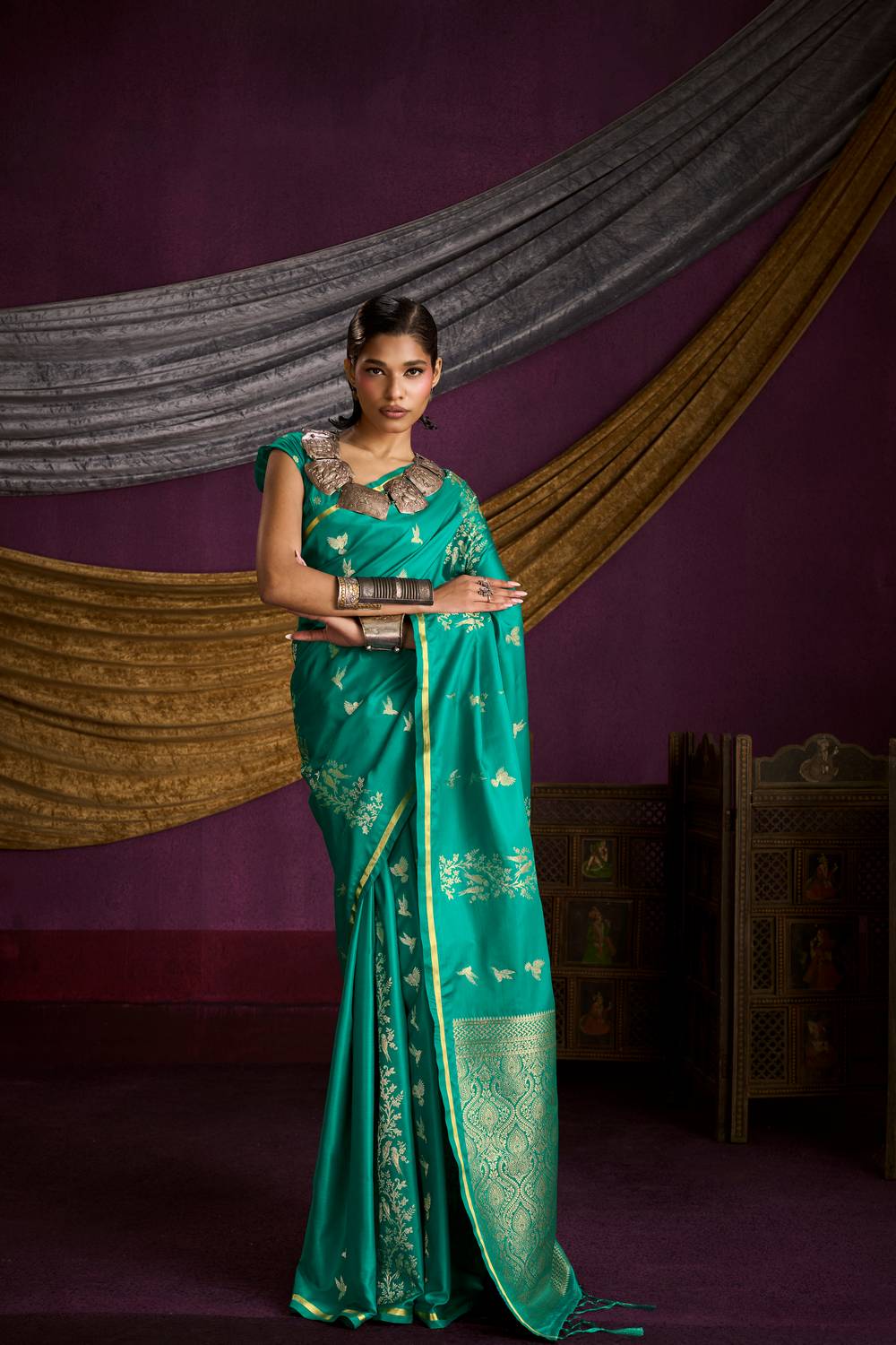 Akari Emerald Green Pure Satin Handloom Weaving Silk Ready to Wear Saree