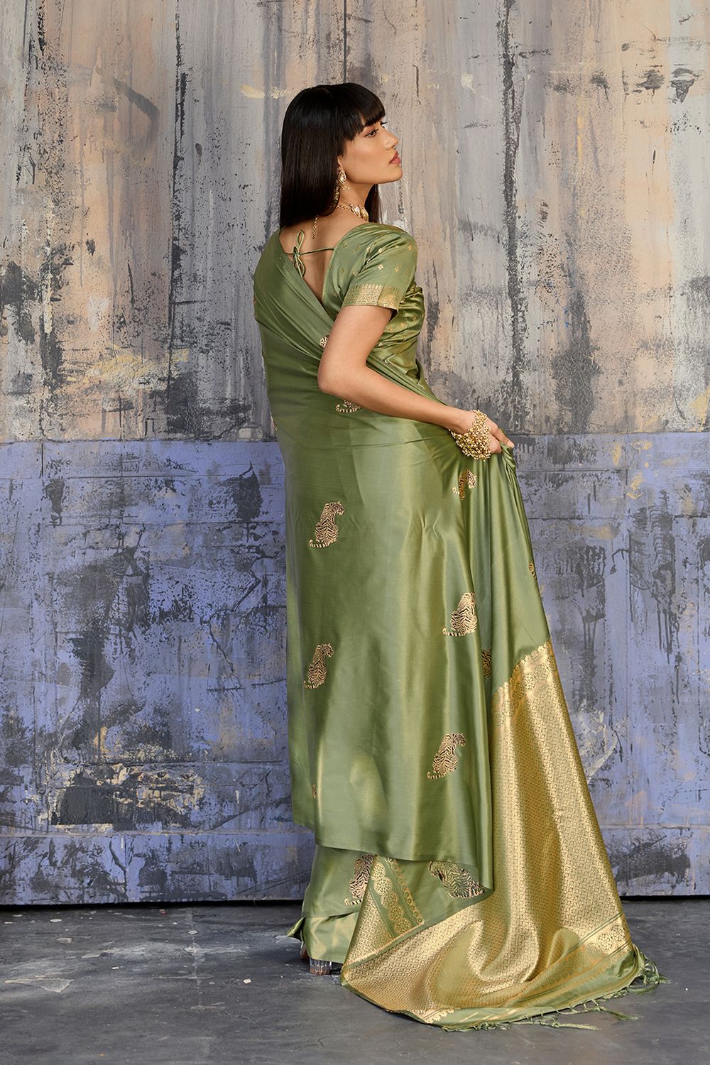 Kimani Pistachio Green Pure Satin Handloom Weaving Silk Ready to Wear Saree