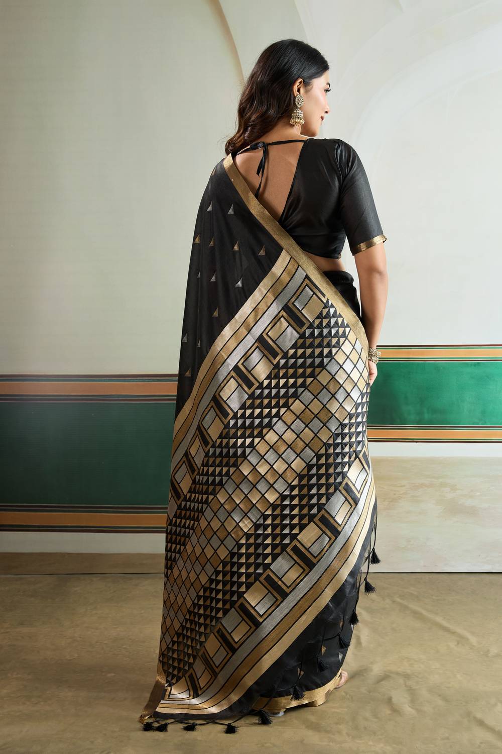 Usha Black Tussar Silk Ikkat Handloom Weaving Ready to Wear Saree