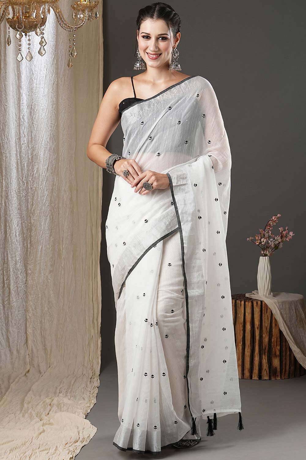 Kamya White & Black Cotton Printed One Minute Saree