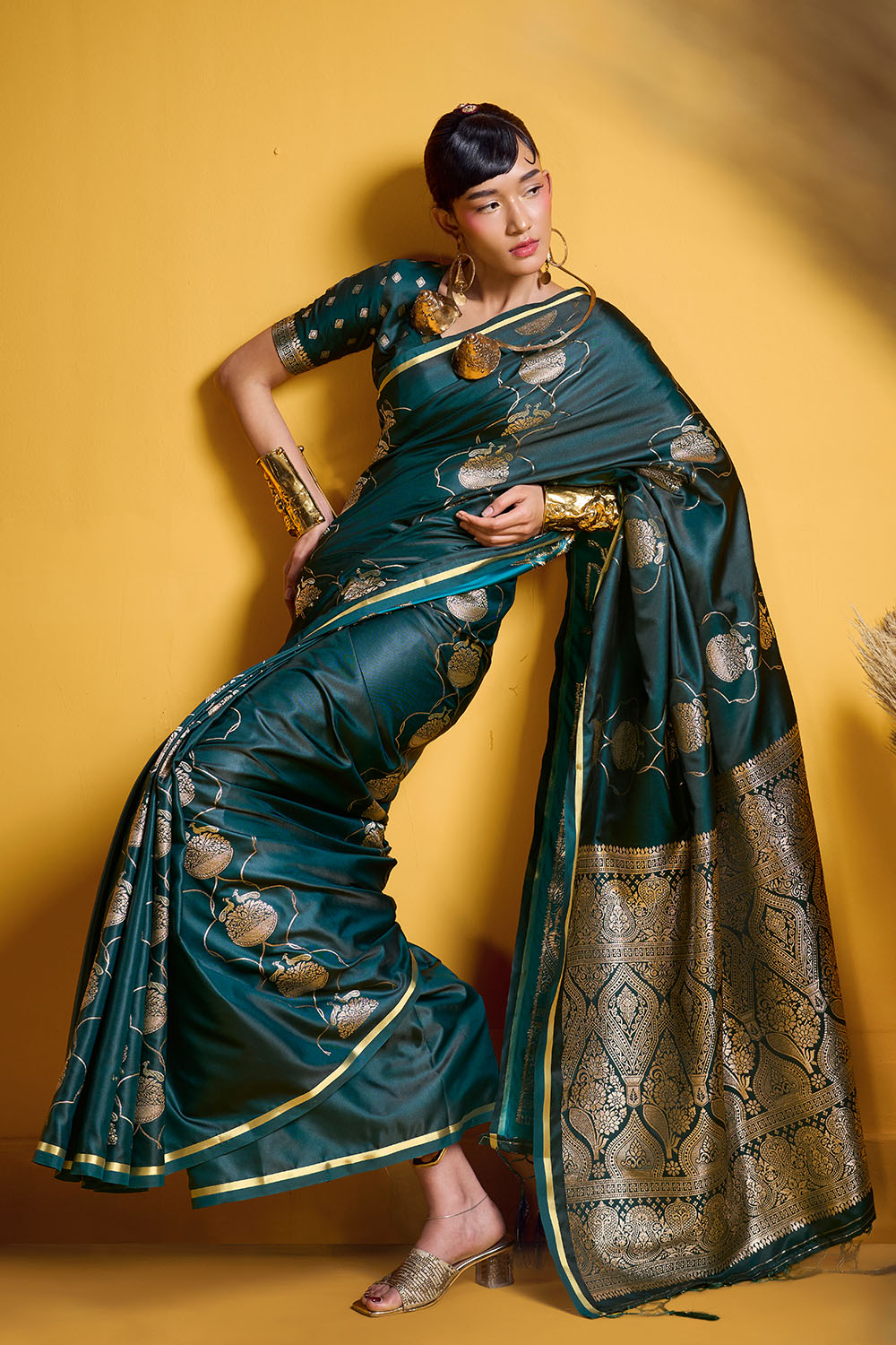 Vama Bottle Green Pure Satin Handloom Weaving Ready to Wear Saree