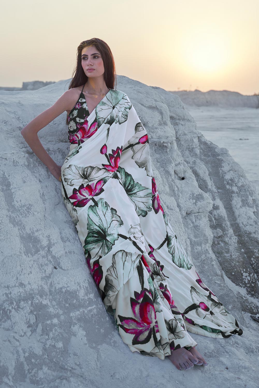 Trisha White Floral Printed Saree One Minute Saree