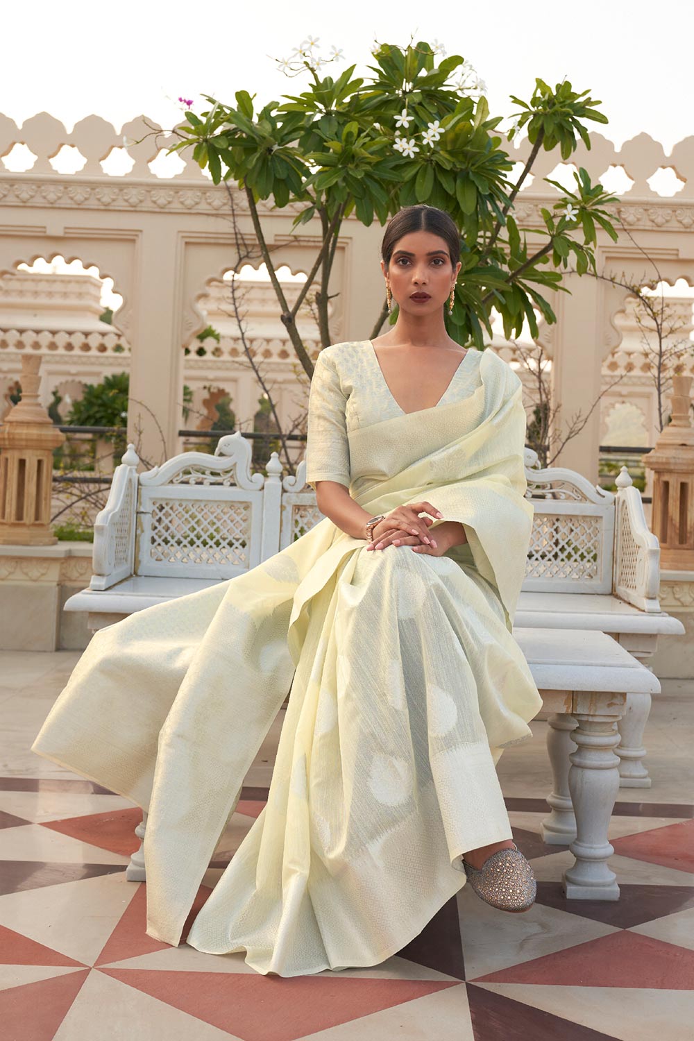 Aiya Off White Linen Handloom Weaving One Minute Saree