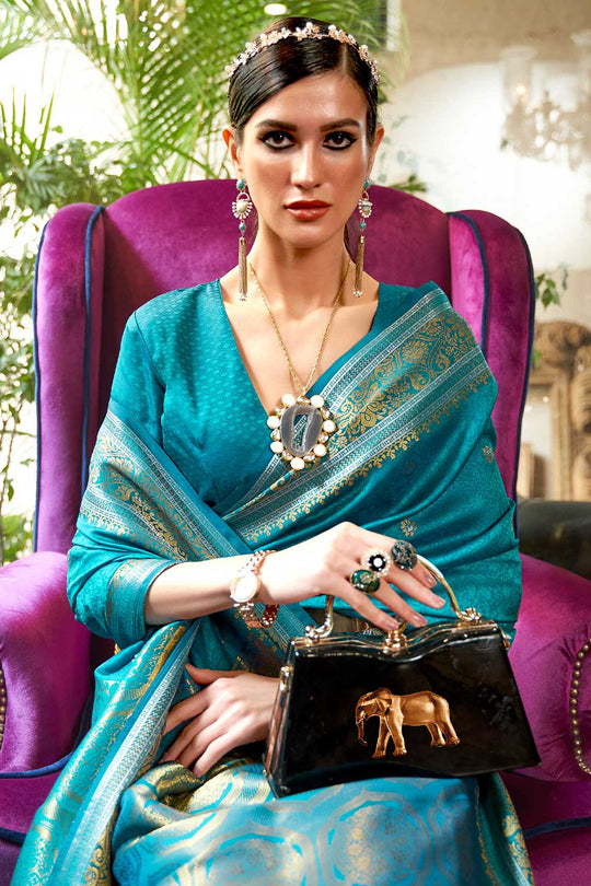 Kallavi Dark Blue Weaving Silk One Minute Saree