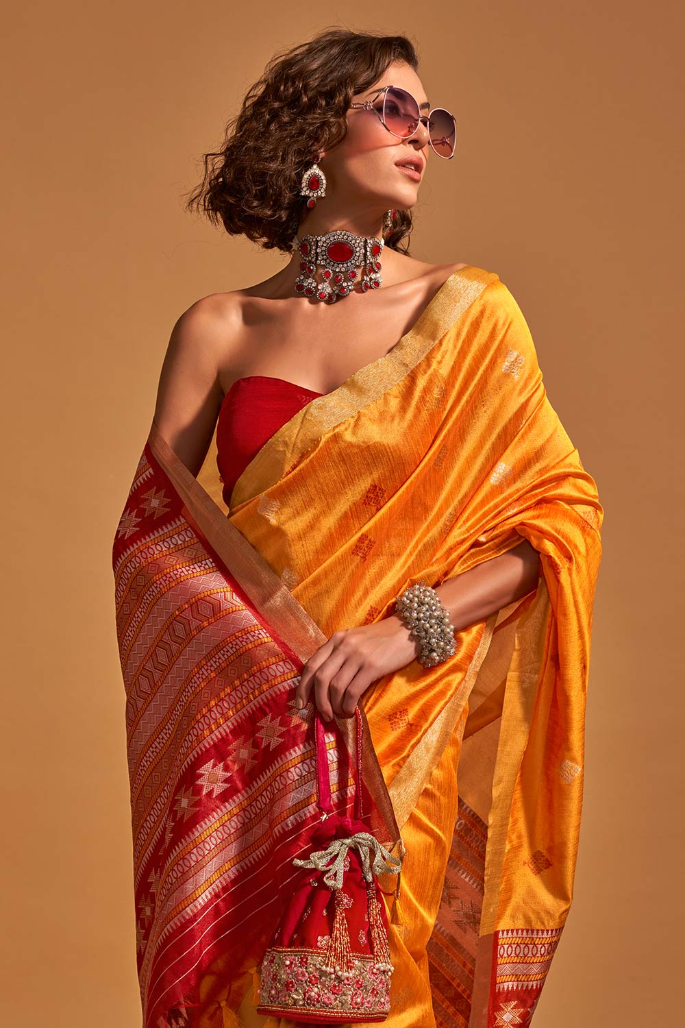 Chhaya Orange Kanoi Silk Woven Floral One Minute Saree