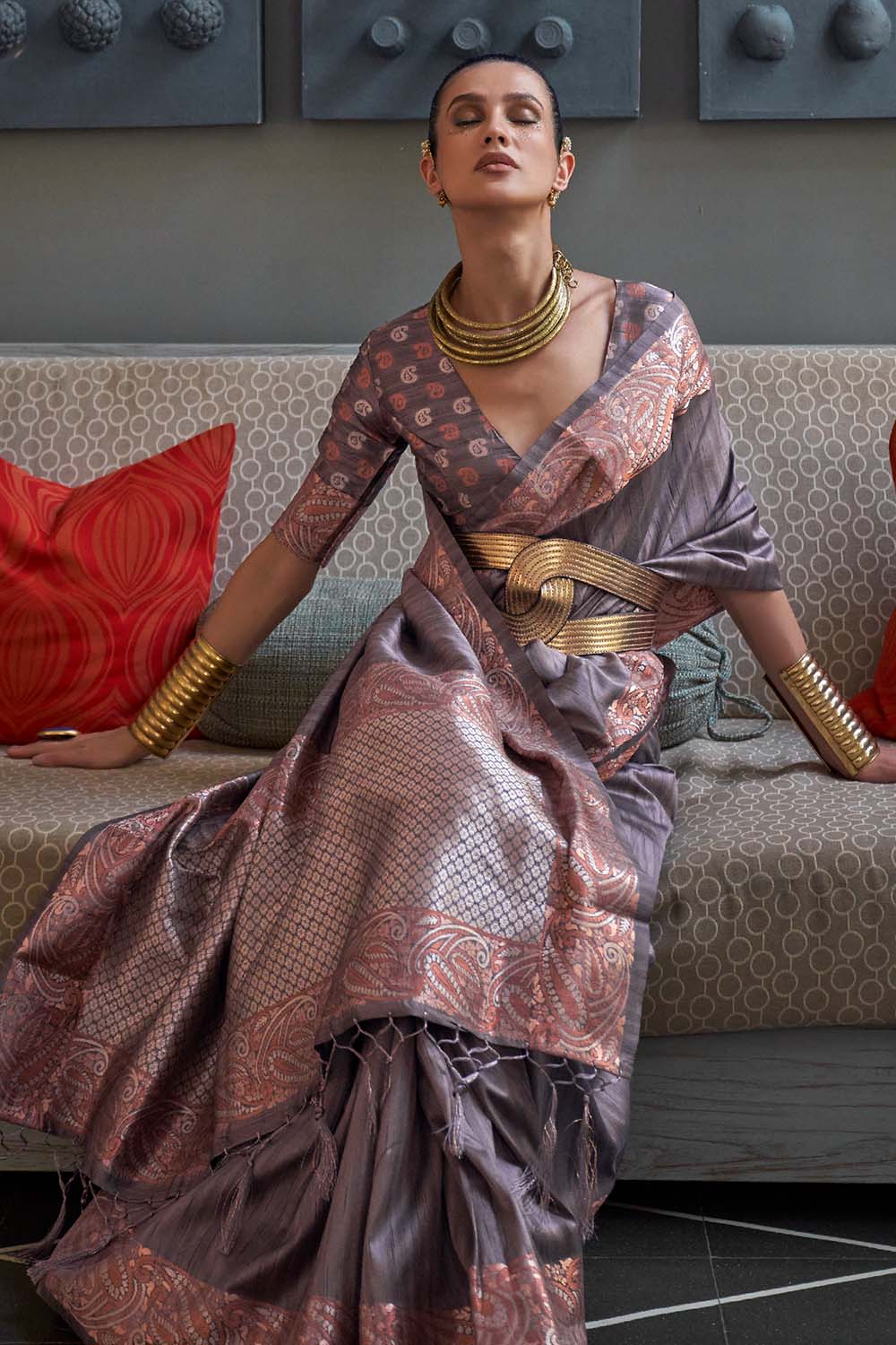 Vama Grey Silk Zari Handloom Weaving One Minute Saree