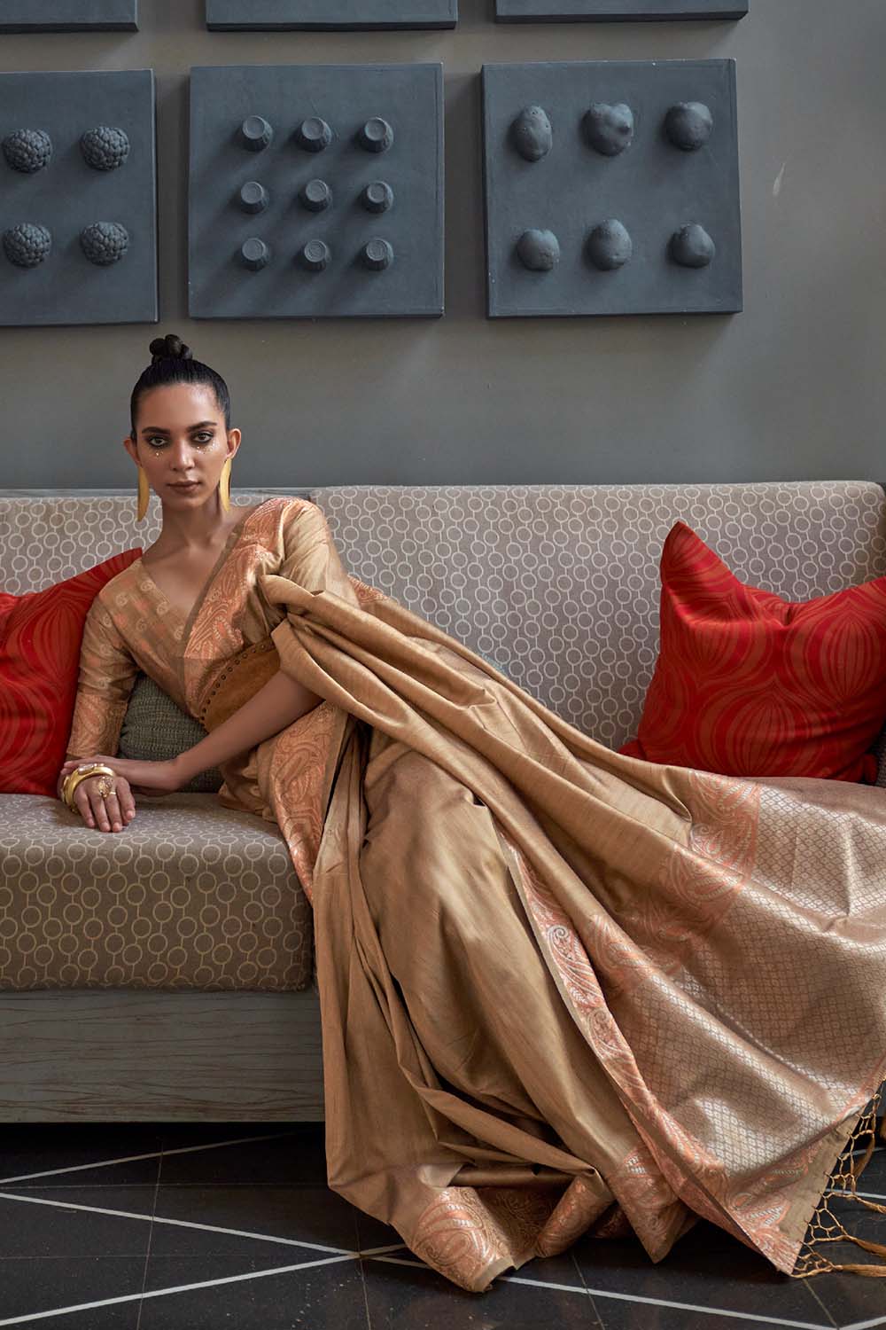 Vama Brown Silk Zari Handloom Weaving One Minute Saree