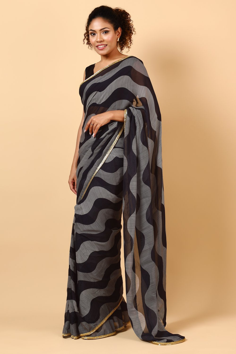 Tanisha Black & Off-White Embellished Border With Geometric Print One Minute Saree