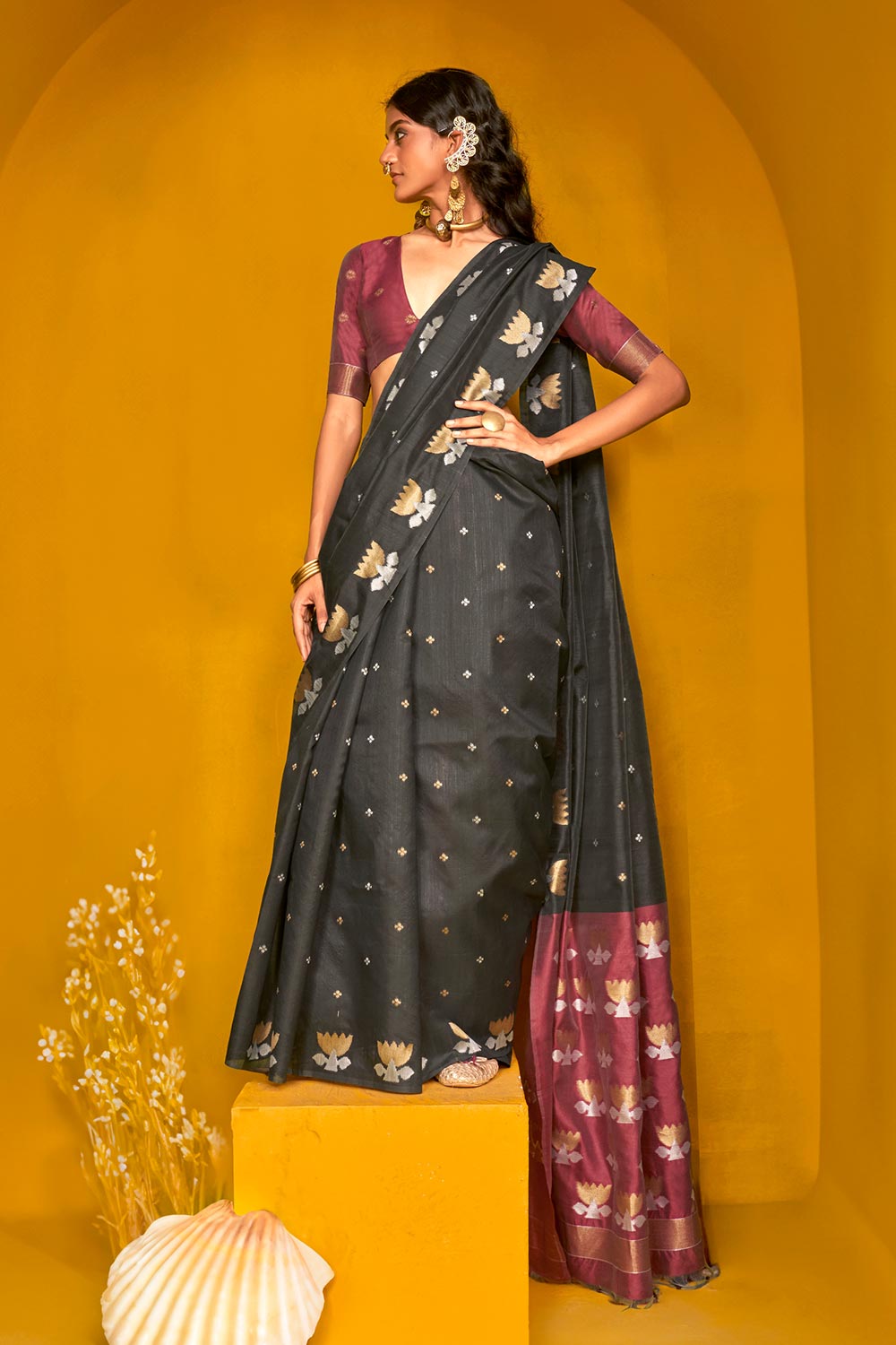 Kani Black Tussar Printed Handloom Silk One Minute Saree