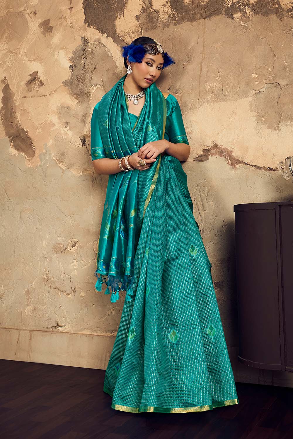 Dosia Teal Green Handloom Weaving Silk Saree with Zari Border Ready to Wear Saree