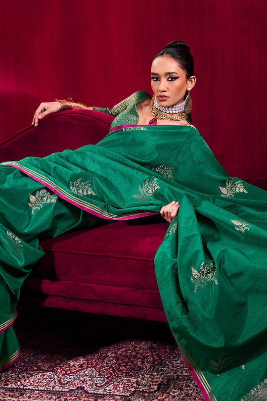 Varsha Emerald Green Satin Linen Handloom Weaving Silk Ready to Wear Saree