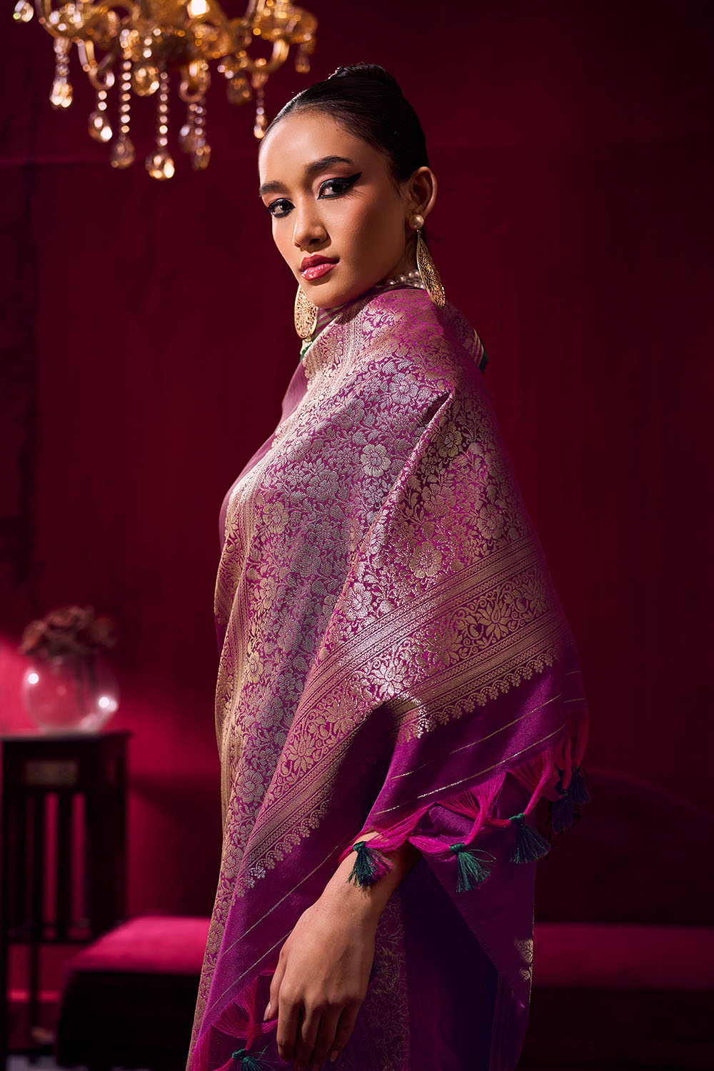 Varsha Dark Magenta Satin Linen Handloom Weaving Silk Ready to Wear Saree