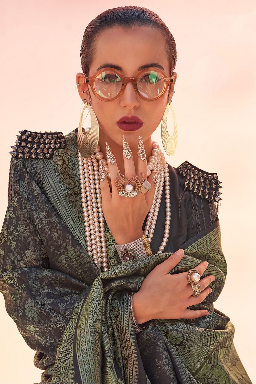 Zayna Black Kanjivaram Silk Woven Ready To Wear One Minute Saree