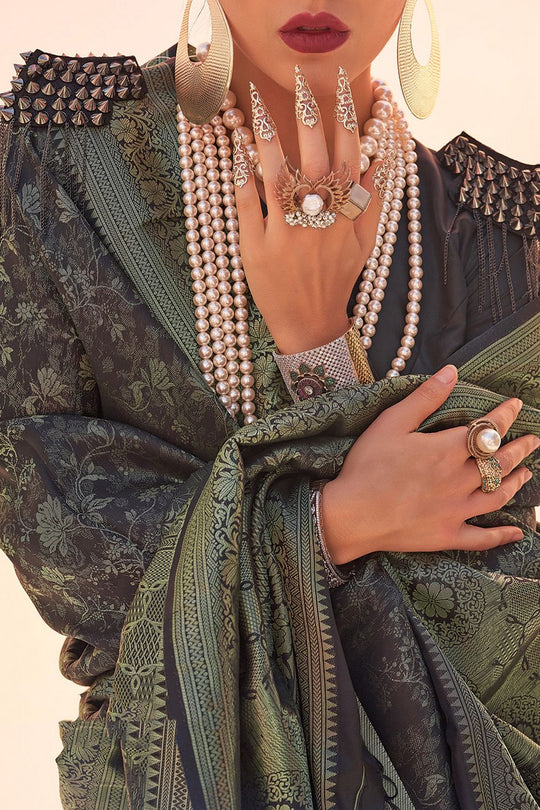 Zayna Black Kanjivaram Silk Woven Ready To Wear One Minute Saree