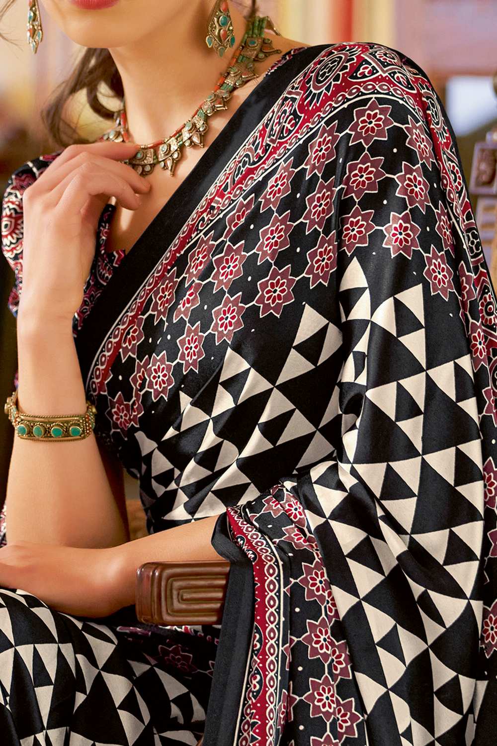 Anu Black Crepe Geometric Printed Ready To Wear One Minute Saree