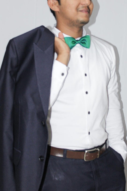 Green Moss Weave Solid Art Silk Sari Bow Tie