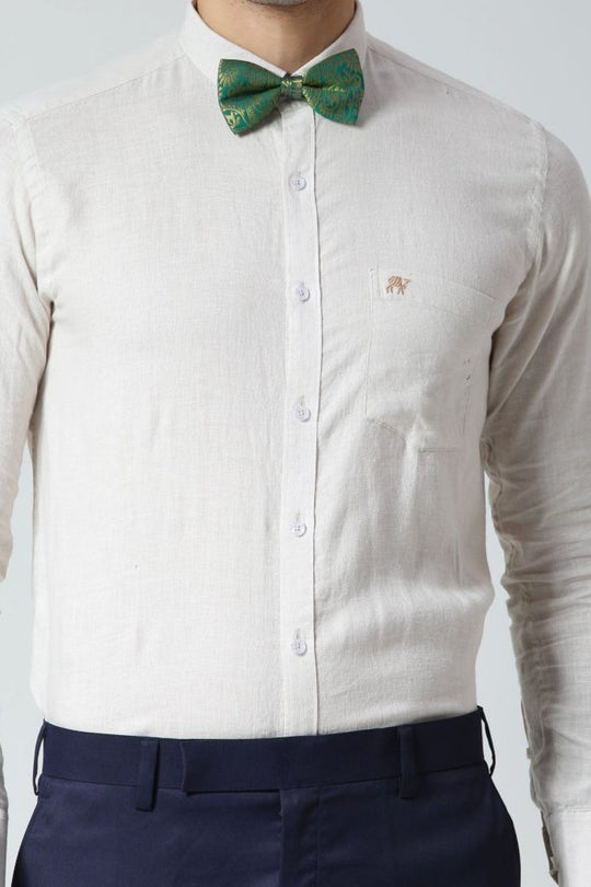 Green Silk Blend Floral Sari Bow Tie