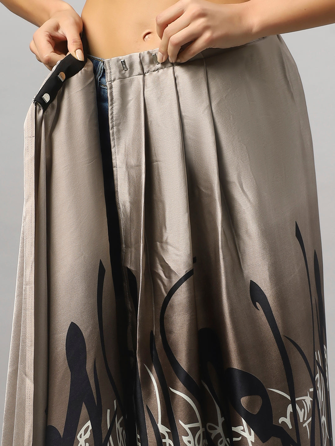 Hema Grey Satin Printed Ready to Wear One Minute Saree