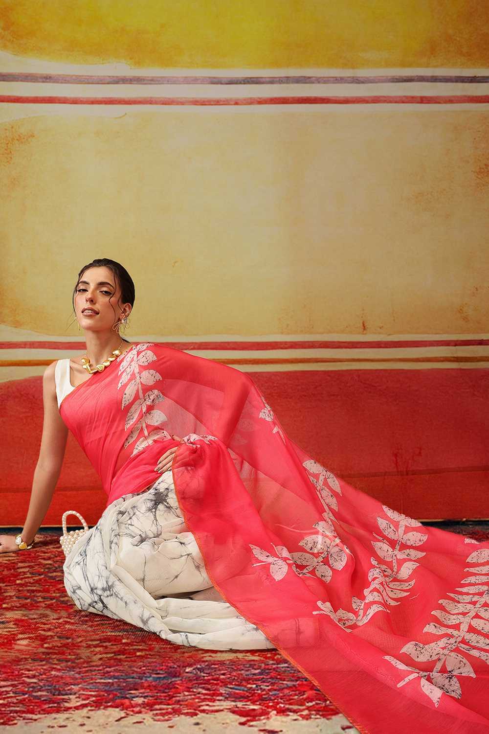 Zora White & Pink Cotton Blend Abstract Digital Printed Ready to Wear One Minute Saree