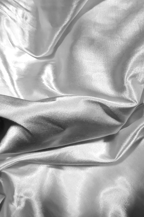 Deira Silver Sweetheart Neck Silver Satin Comfort Stretch™ Short Sleeve Saree Blouse