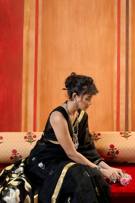 Divya Black Munga Silk Saree with Organza Weaving Pallu Ready to Wear Saree