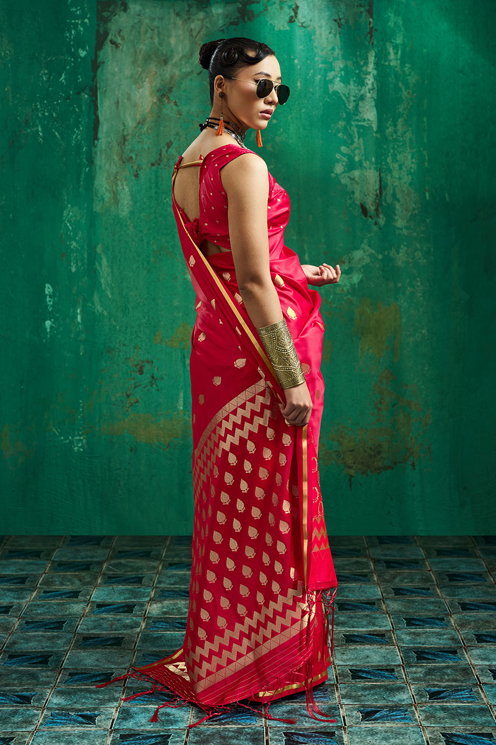 Anisa Red Pure Satin Handloom Weaving Ready to Wear Saree