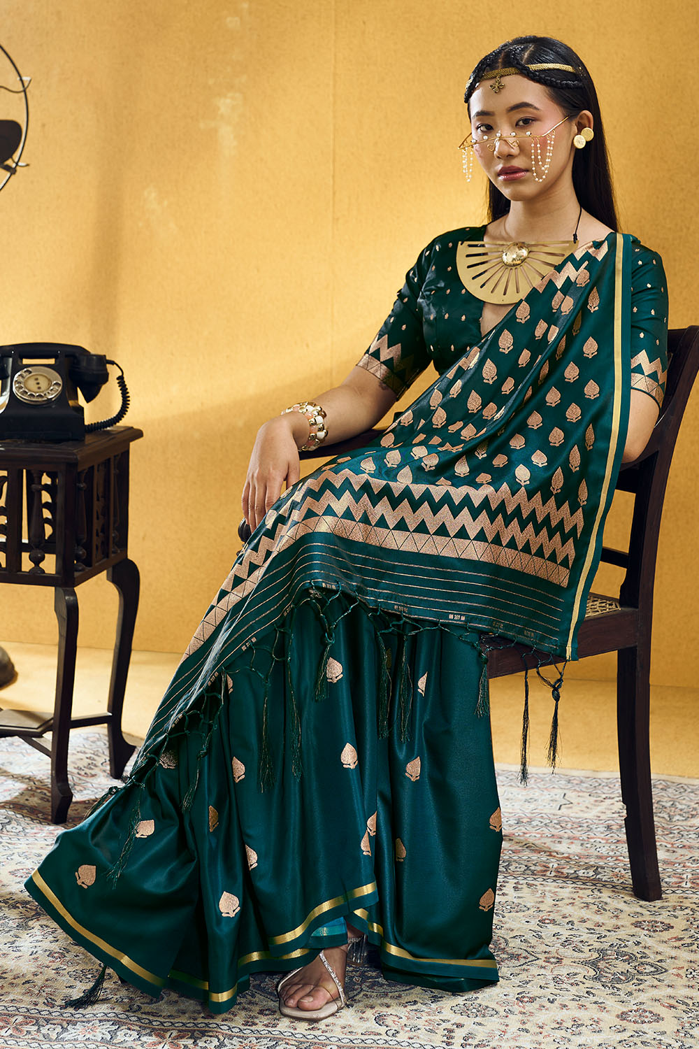 Pearl Bottle Green  Pure Satin Handloom Weaving Ready to Wear Saree