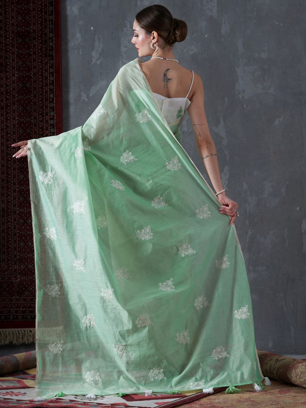 Tessa Light Green Cotton Blend Embroidered One Minute Saree