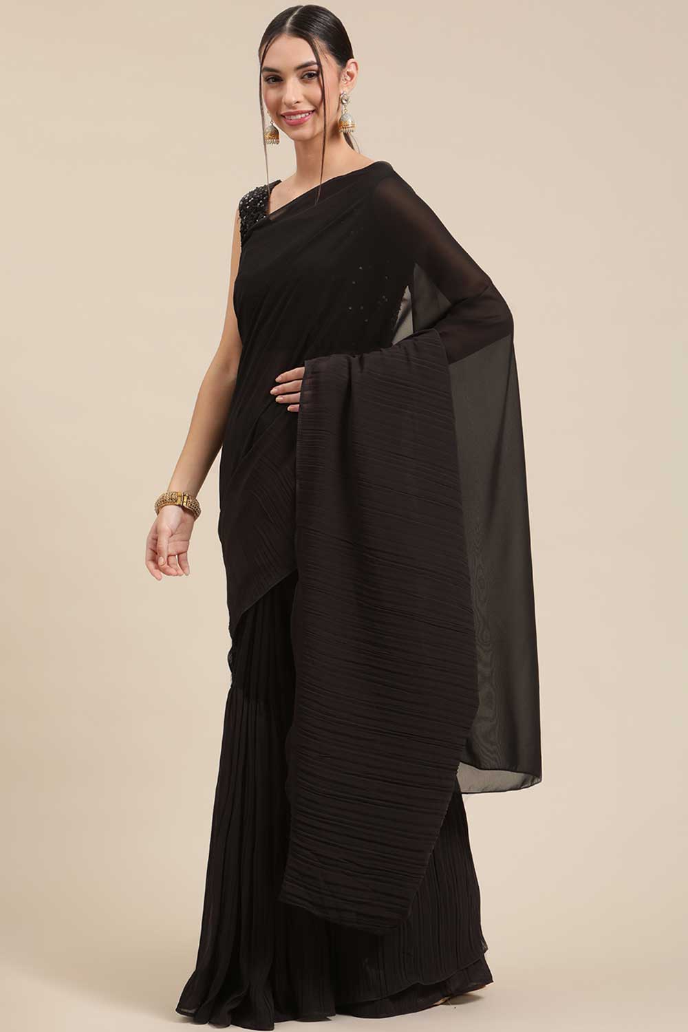 Buy Georgette Solid Saree in Grey Online