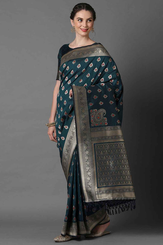 Saree with Various Pattern