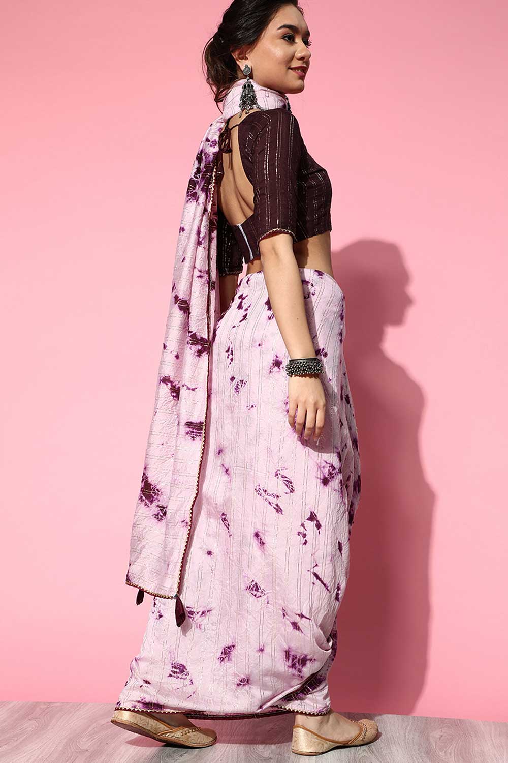 Buy Silk Blend Tie and Dye Saree in Pink Online - Back