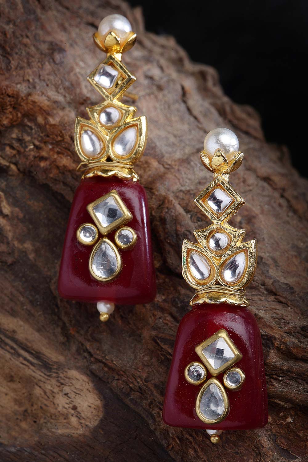 Elea Red & White Gold-Plated Kundan with Pearls Earrings