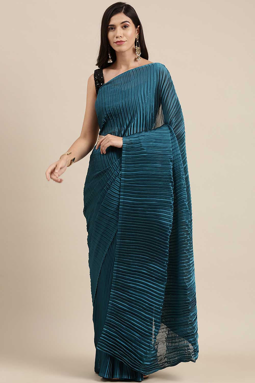 Buy Georgette Solid Saree in Teal blue Online