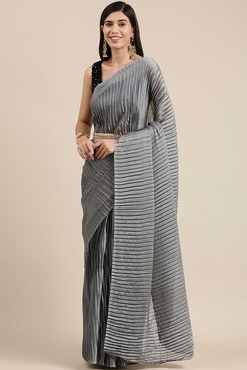 Buy Georgette Solid Saree in Grey Online