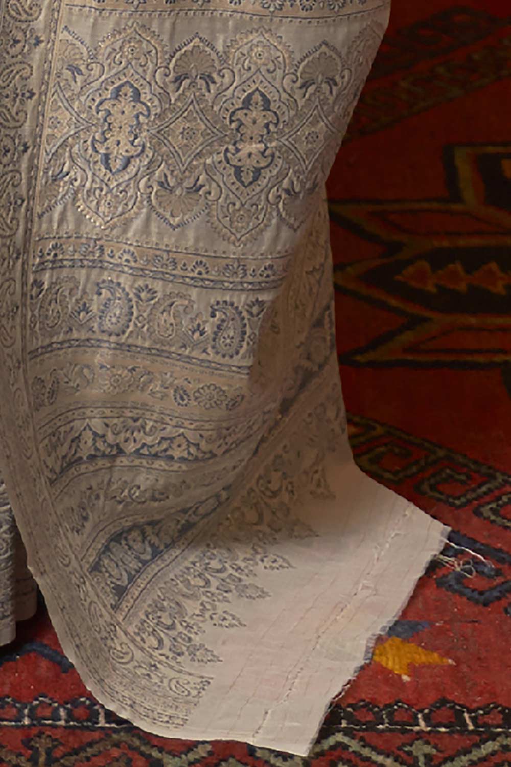 Buy Cream Art Silk Ethnic Motif Design One Minute Saree Online - Side