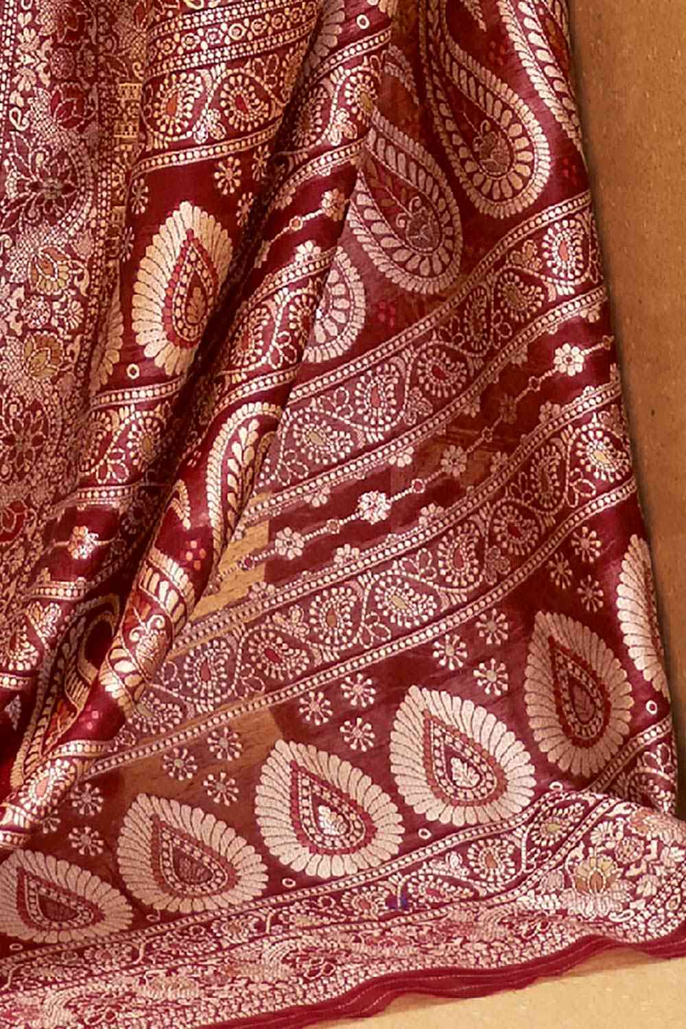 Buy Maroon Art Silk Ethnic Motif Design One Minute Saree Online - Side
