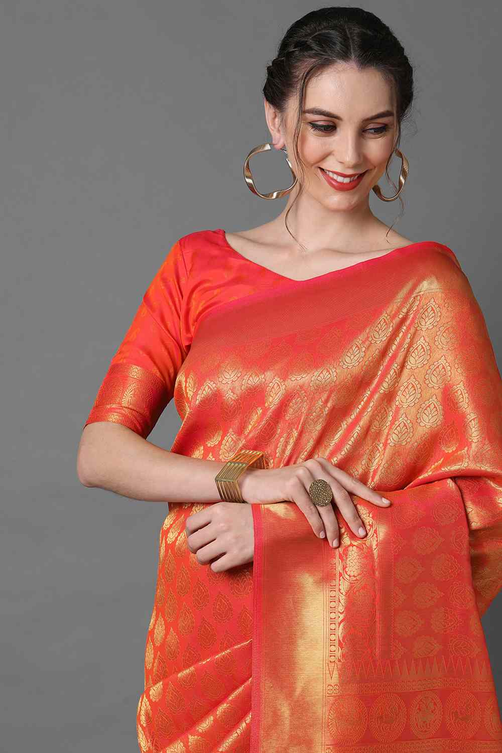 Various Color Saree with Different Pattern
