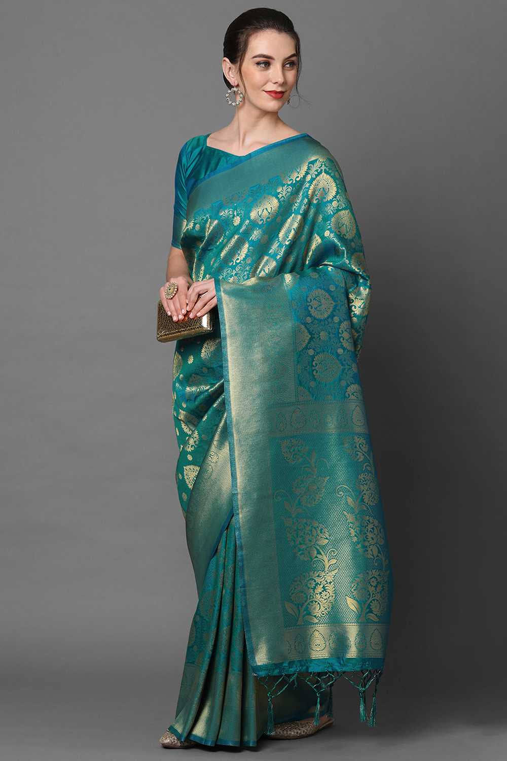 Saree with Various Pattern