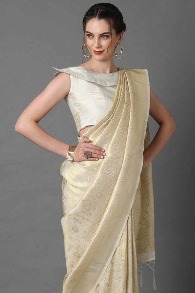 Various Color Saree with Different Pattern