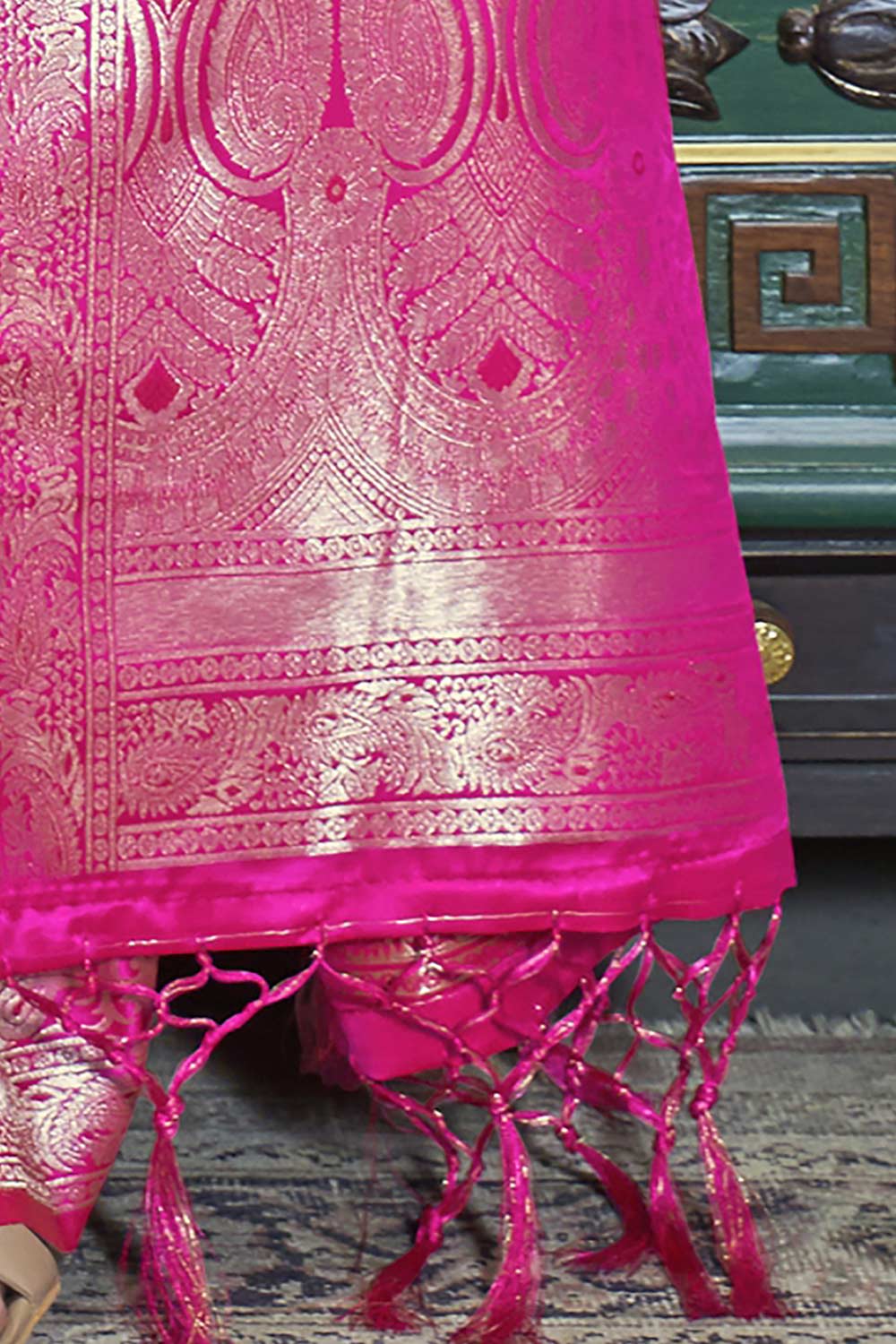 Buy Pink Art Silk Leheriya Design One Minute Saree Online - Side