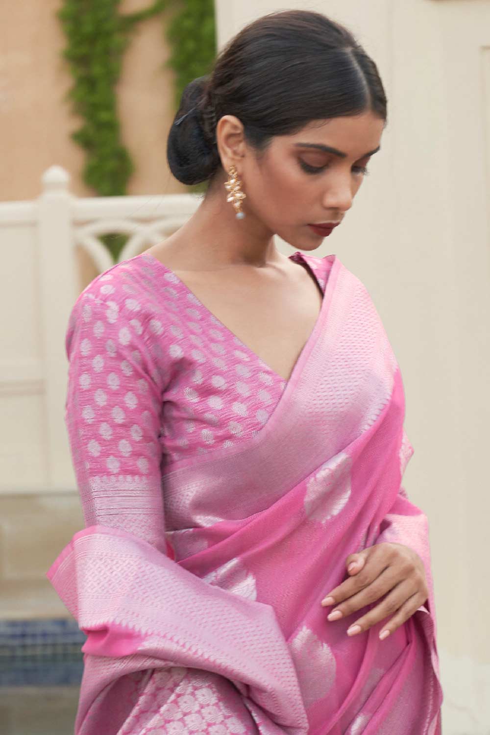 Sarina Pink Pure Linen Floral Banarasi One Minute Saree
