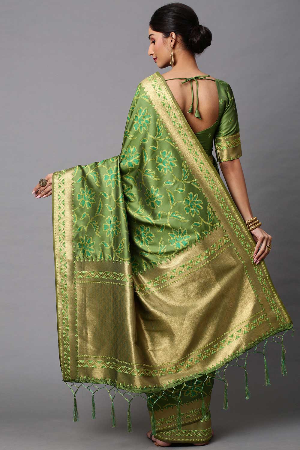 Ojas Olive Abstract Print Cotton Silk One Minute Saree