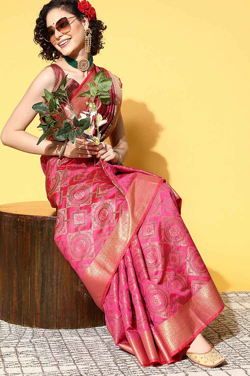Saliya Pink Silk Blend Geometric Woven Banarasi One Minute Saree