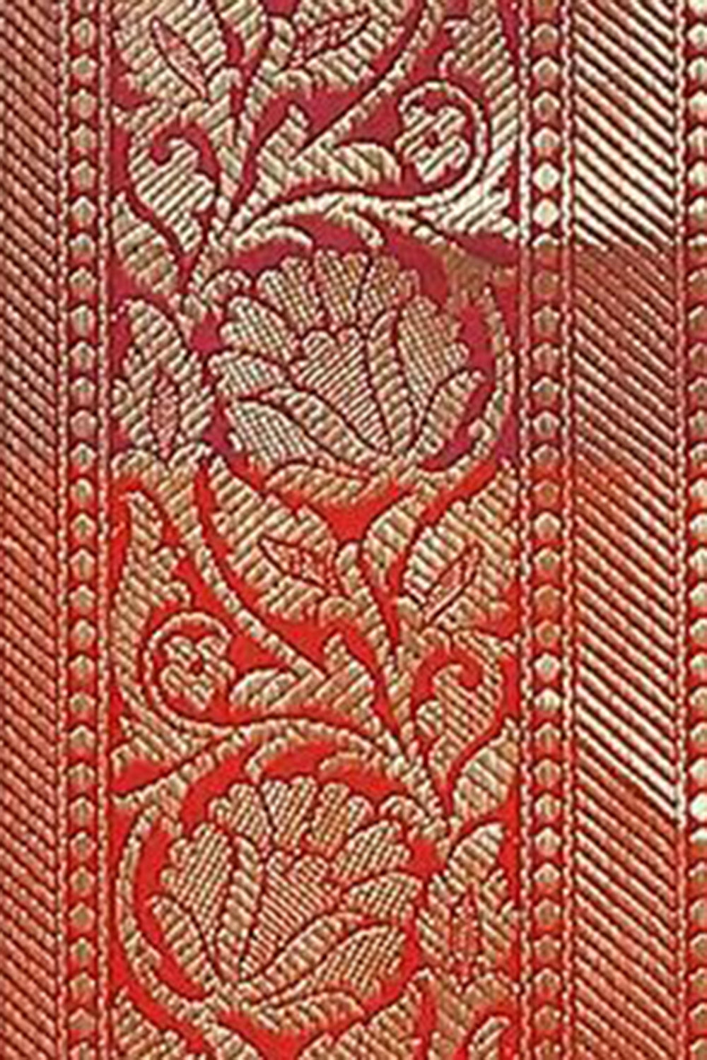 Women Traditional Saree Collection