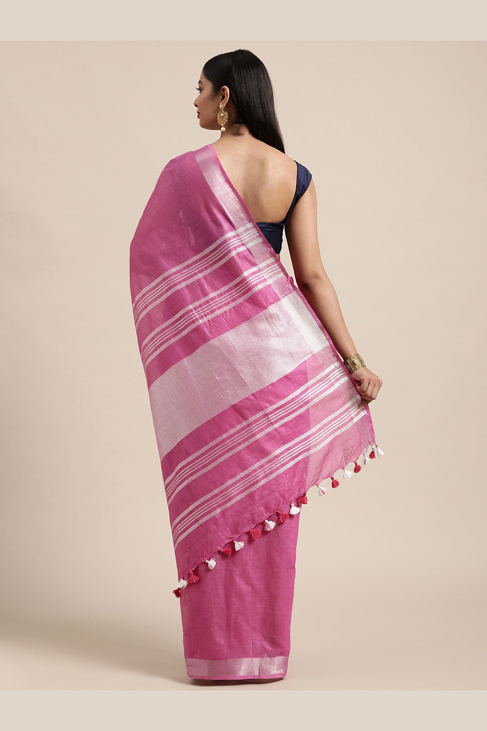 Shop One Minute Wearing Saree