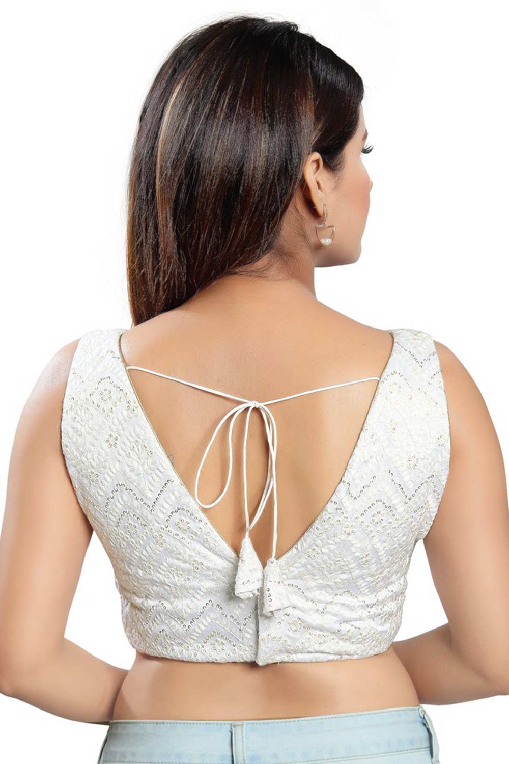 Pari White Art Silk Embroidered Sleeveless Blouse