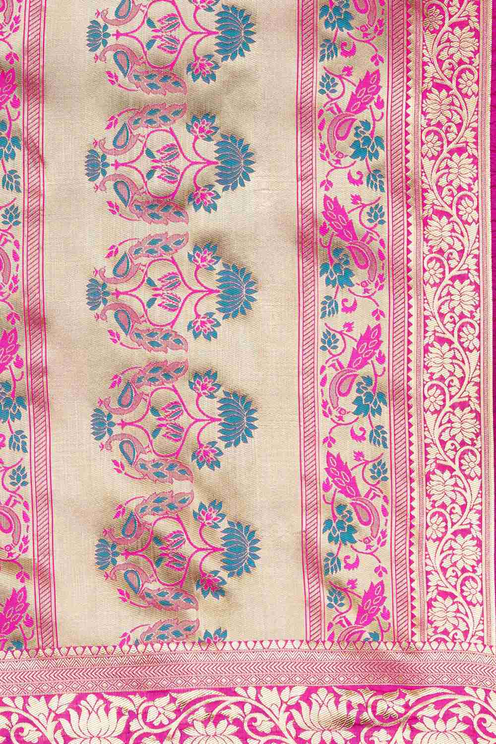 Buy Latest Sari Collection Online